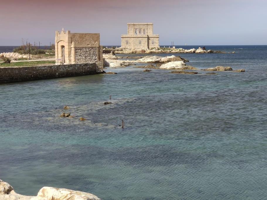 Apartament Centro Storico-Imbarcadero Per Le Isole***** Trapani Zewnętrze zdjęcie